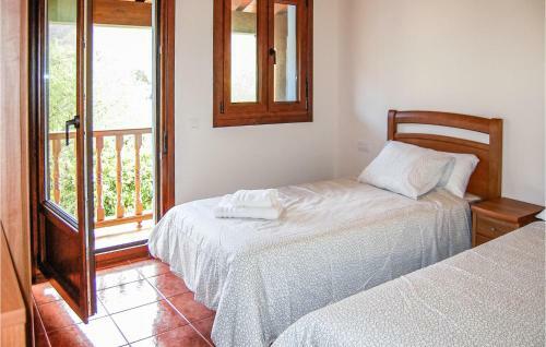 Nice Home In Llanes With 6 Bedrooms