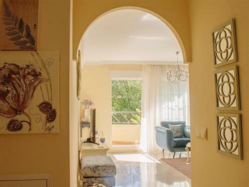 Elviria Beach Luxury Apartment