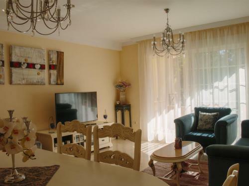 Elviria Beach Luxury Apartment
