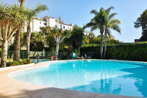 Apartamento Central Large 2 Bdrms Sunlit Retreat, Terrazas De Banus Big Terrace