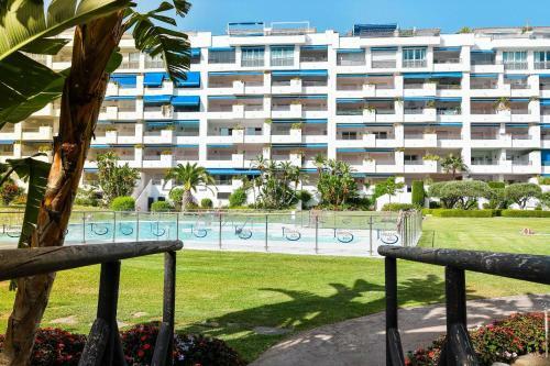 Apartamento Central Large 2 Bdrms Sunlit Retreat, Terrazas De Banus Big Terrace