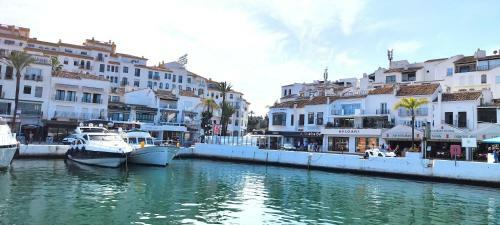 Apartamento Central Large 2 Bdrms Sunlit Retreat, Terrazas De Banus Big Terrace
