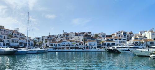Apartamento Central Large 2 Bdrms Sunlit Retreat, Terrazas De Banus Big Terrace
