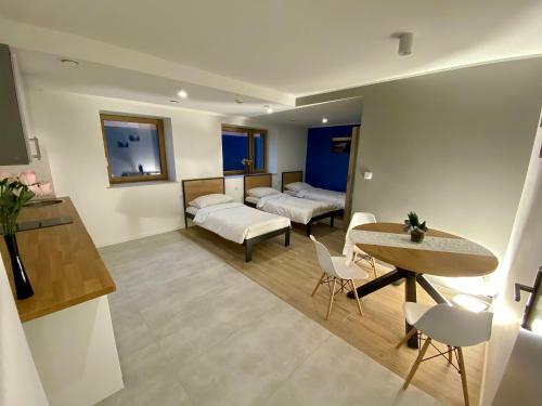 Tanie Noclegi Gliwice - Apartamenty ?owicka 28
