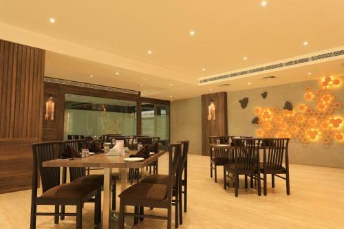 Hotel The Byke Suraj Club, Junagadh