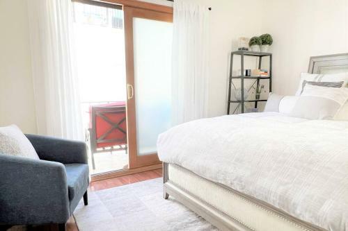 Apartamento Luxury-modern-2bd/2ba-steps To The Beach-fireplace