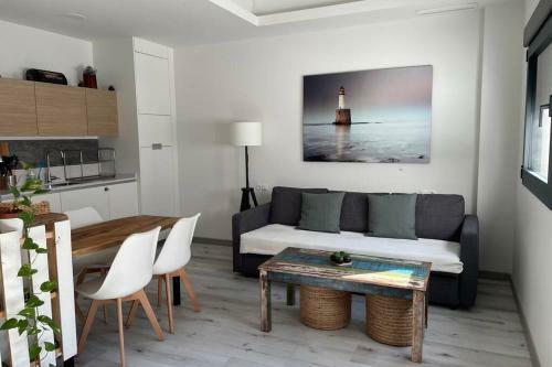 Apartamento De Lujo Con Piscina En Tarifa