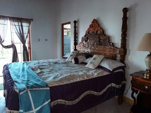 Hostal Burg Ann's Villa