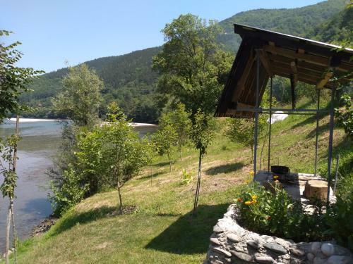 Apartman Na Drini