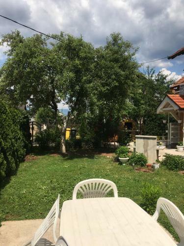 Apartman Bronja