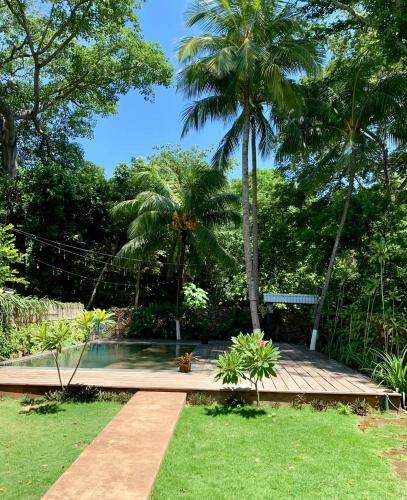 Casa Perry - Jungle Bungalow - El Tunco