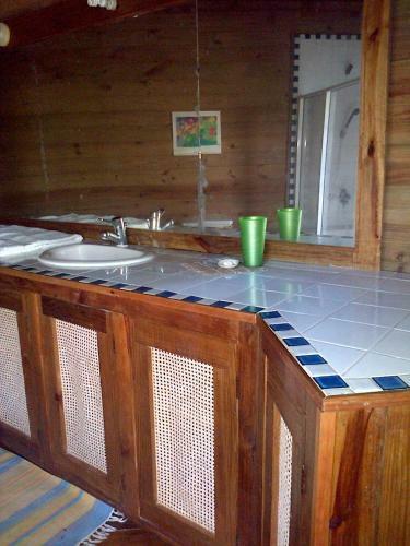 Roatan Bed & Breakfast Apartments