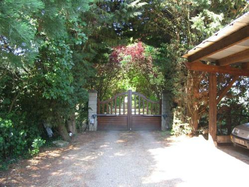 Bed & Breakfast Logis De Semur