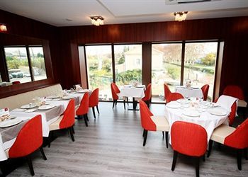 Aparthotel Clarion Suites Narbonne Ile Du Gua