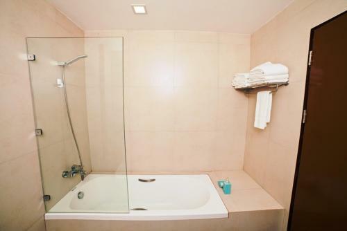 Ocean Suites Bohol Boutique Hotel