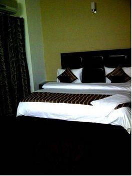 Hotel P.k Residency