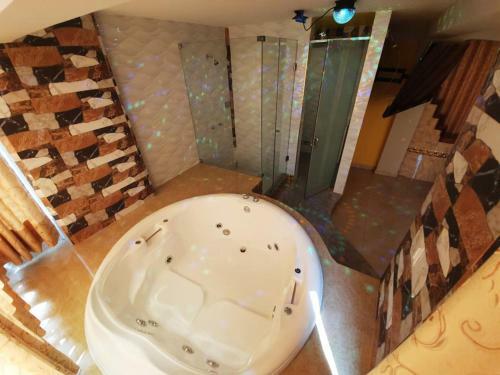 Albergue Hostal El Tornillo 3