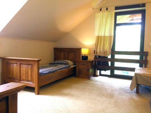 Bed & Breakfast Modryna - Modrzewiowy Dom