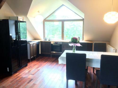 Bed & Breakfast Modryna - Modrzewiowy Dom