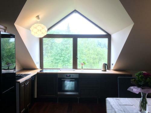 Bed & Breakfast Modryna - Modrzewiowy Dom