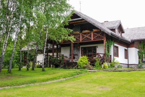 Bed & Breakfast Modryna - Modrzewiowy Dom