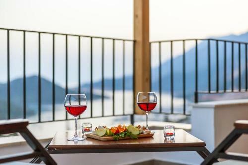 Mare Vista Apart