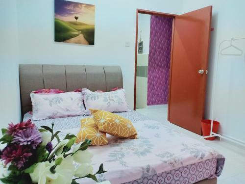 Apartamentos Casa Inderaloka Pantai Batu Buruk