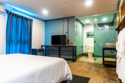 Hotel Av Suites