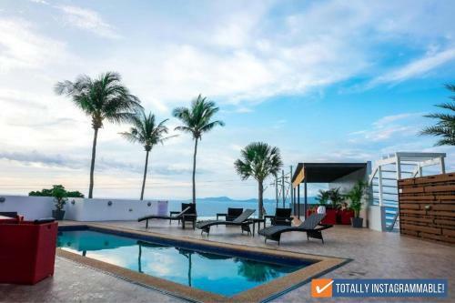 Hotel Av Suites