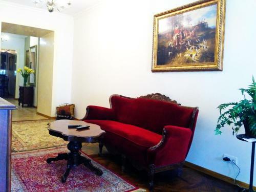 Apartment On Rynok Square