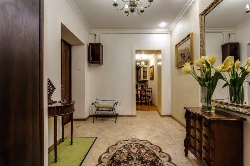 Apartment On Rynok Square
