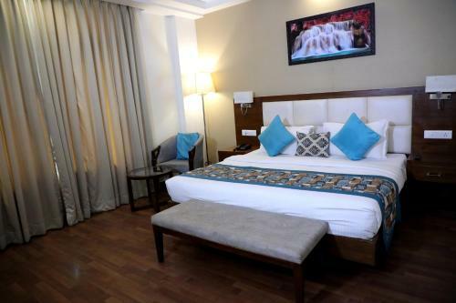 Hotel Clarks Inn Krishna Valley Resort