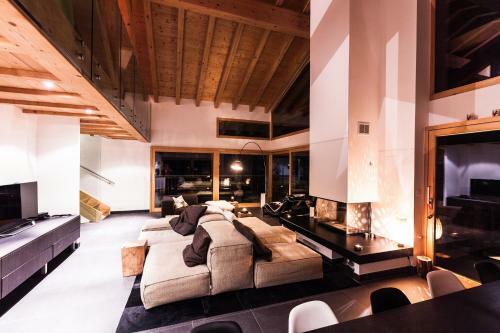 Chalet Haut De Cry By Swiss Alps Village
