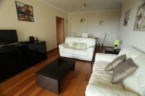 Luxury Holiday Apartment With Balcony And Pool