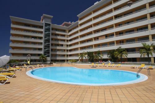 Luxury Holiday Apartment With Balcony And Pool