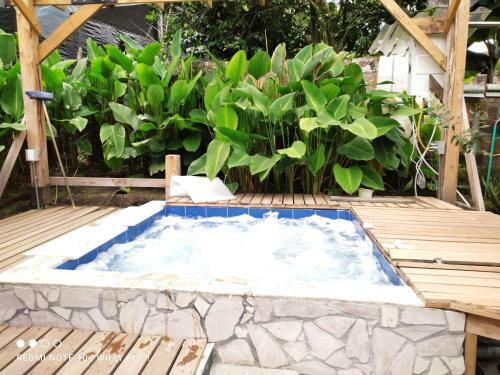 Caba�a Blue Sky