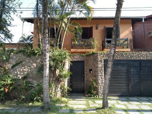 Casa Charmosa 150m Praia Enseada