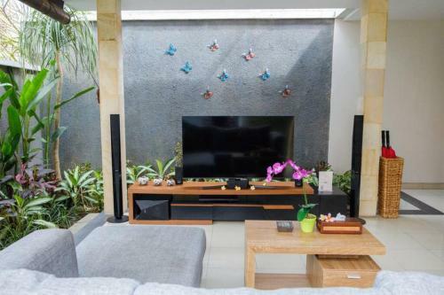 Villa Akmali Berawa - 3 Bedrooms