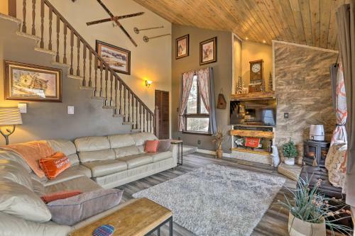 Idaho Springs Retreat With Deck, Mountain Views