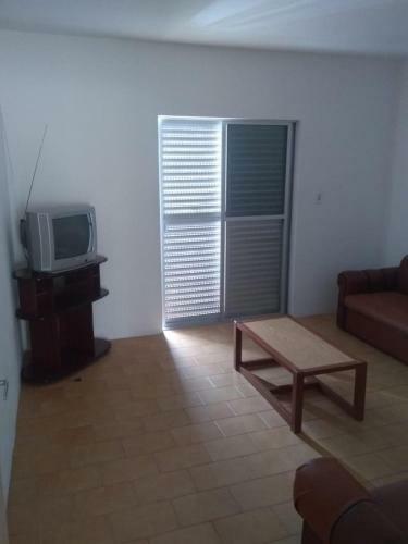 Apartamento Edificio Carlos Jos�