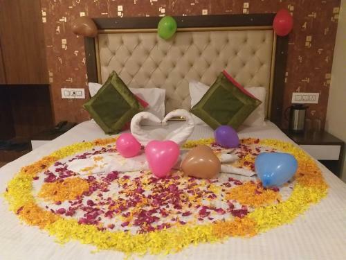 Hotel Ambika Residency Manali