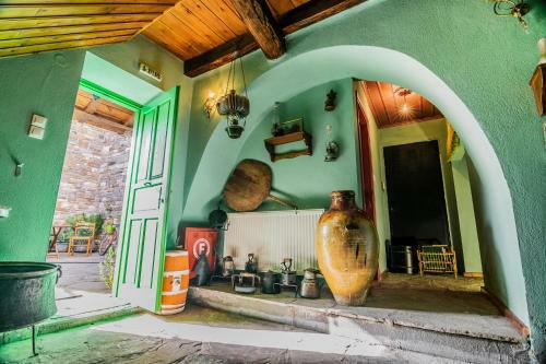 Hostal Morfeas Guesthouse