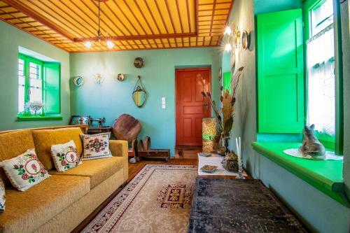 Hostal Morfeas Guesthouse