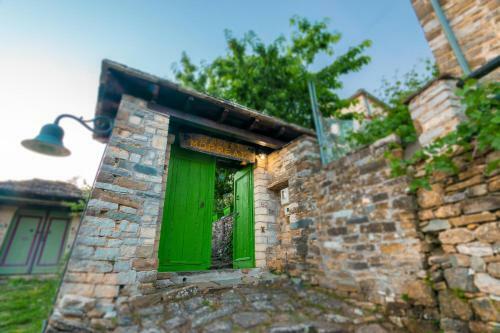 Hostal Morfeas Guesthouse