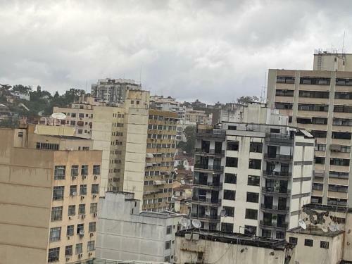 Apartamento Icarai Quarto Sala Garagem Excelente Localiza��o!