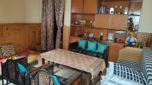 Dalhousie Luxury Villa