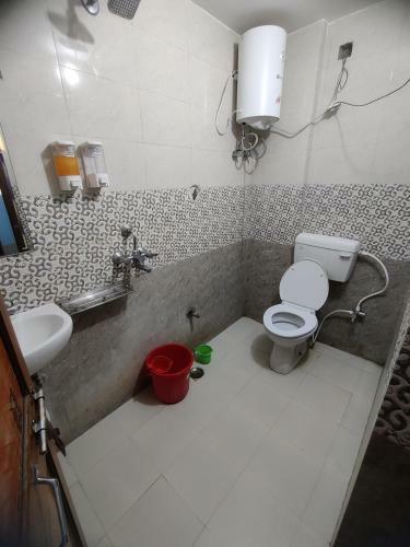 Matri Hotel & Banquets