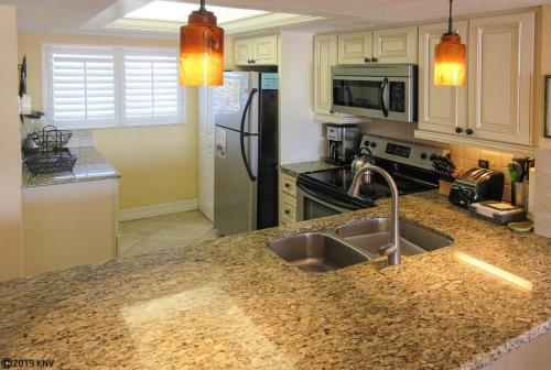 Carlos Pointe 421 By Kathy Nesbit Vacations