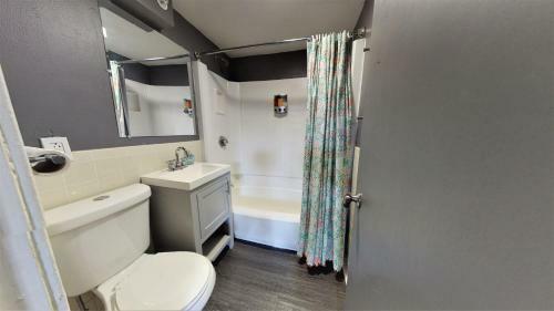 Apartamento Prices And Location Cannot Be Beat! 1b1