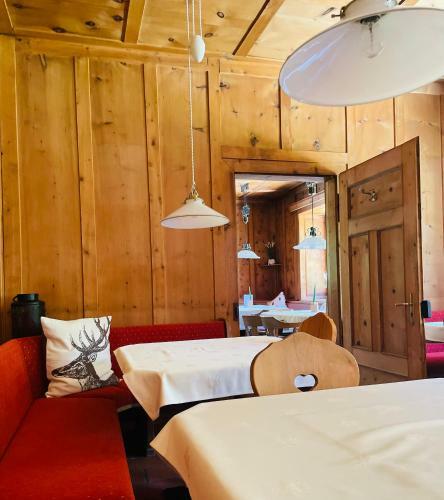 Bed & Breakfast Pension Dangl - Glacier Rock